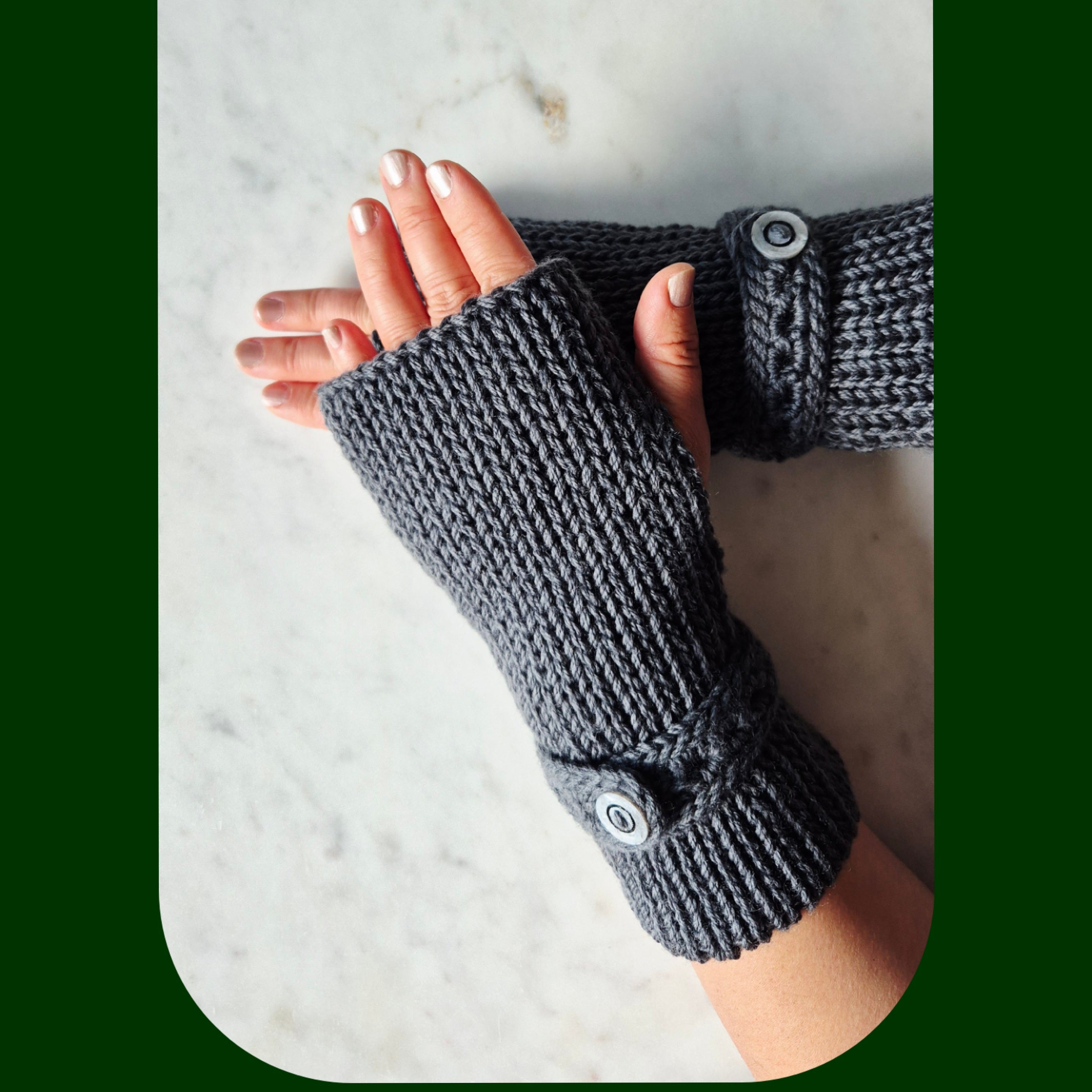 小物 NICENESS CASADY KNIT FINGERLESS GLOVES Dark Grey Fingerless Gloves - Handmade 100% Australian Wool - Five