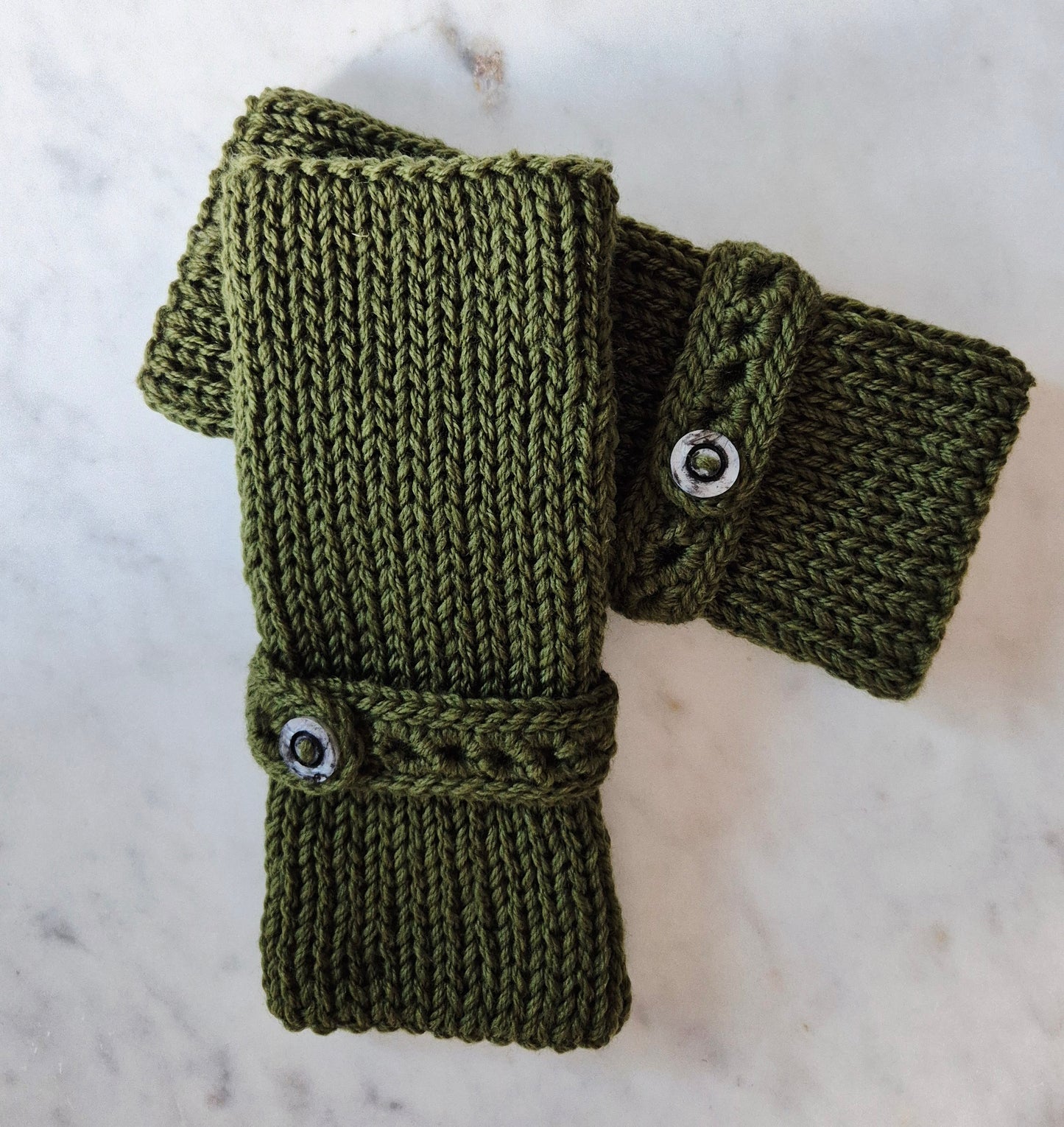 fingerless gloves leaf green
