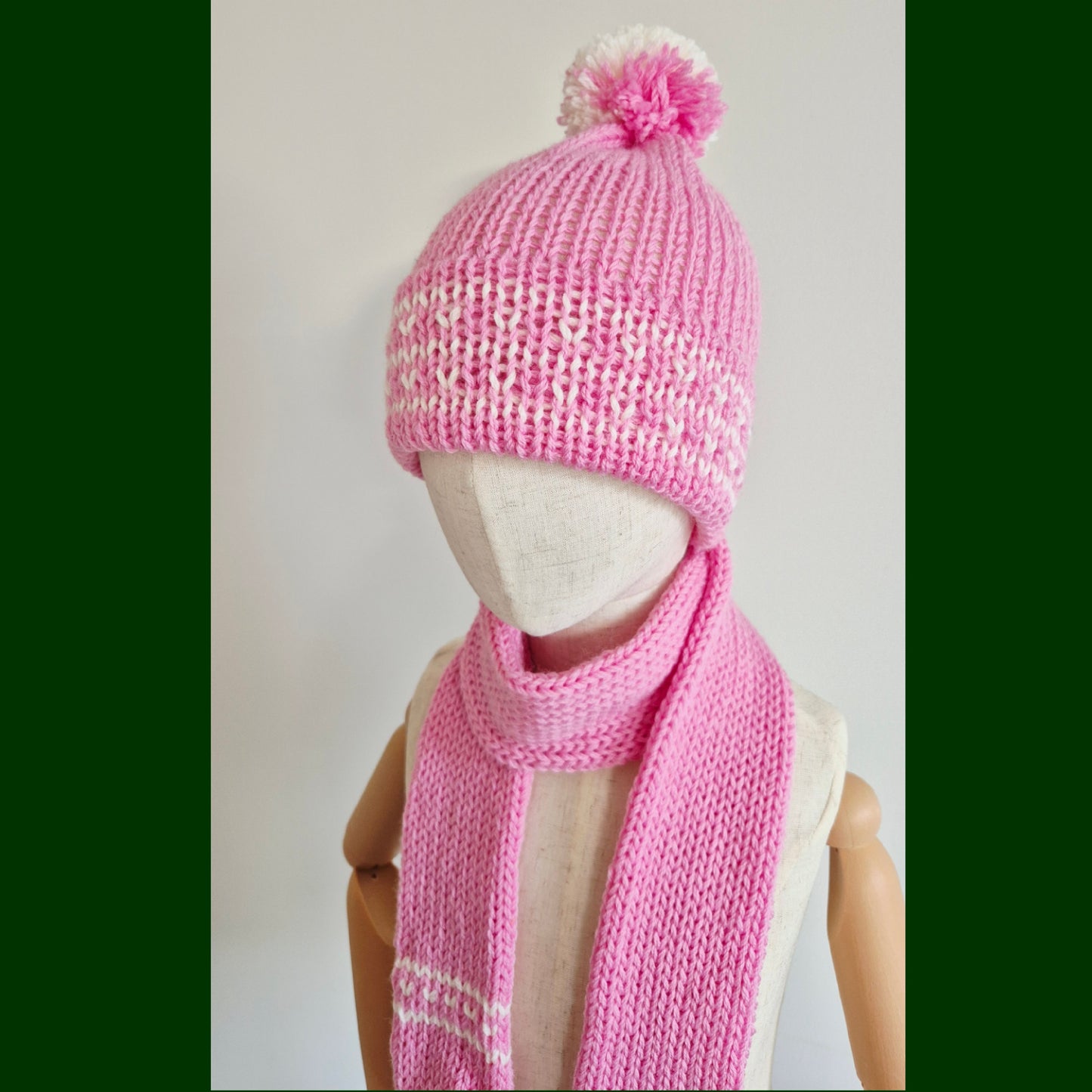 Kids scarf & beanie set  Pink