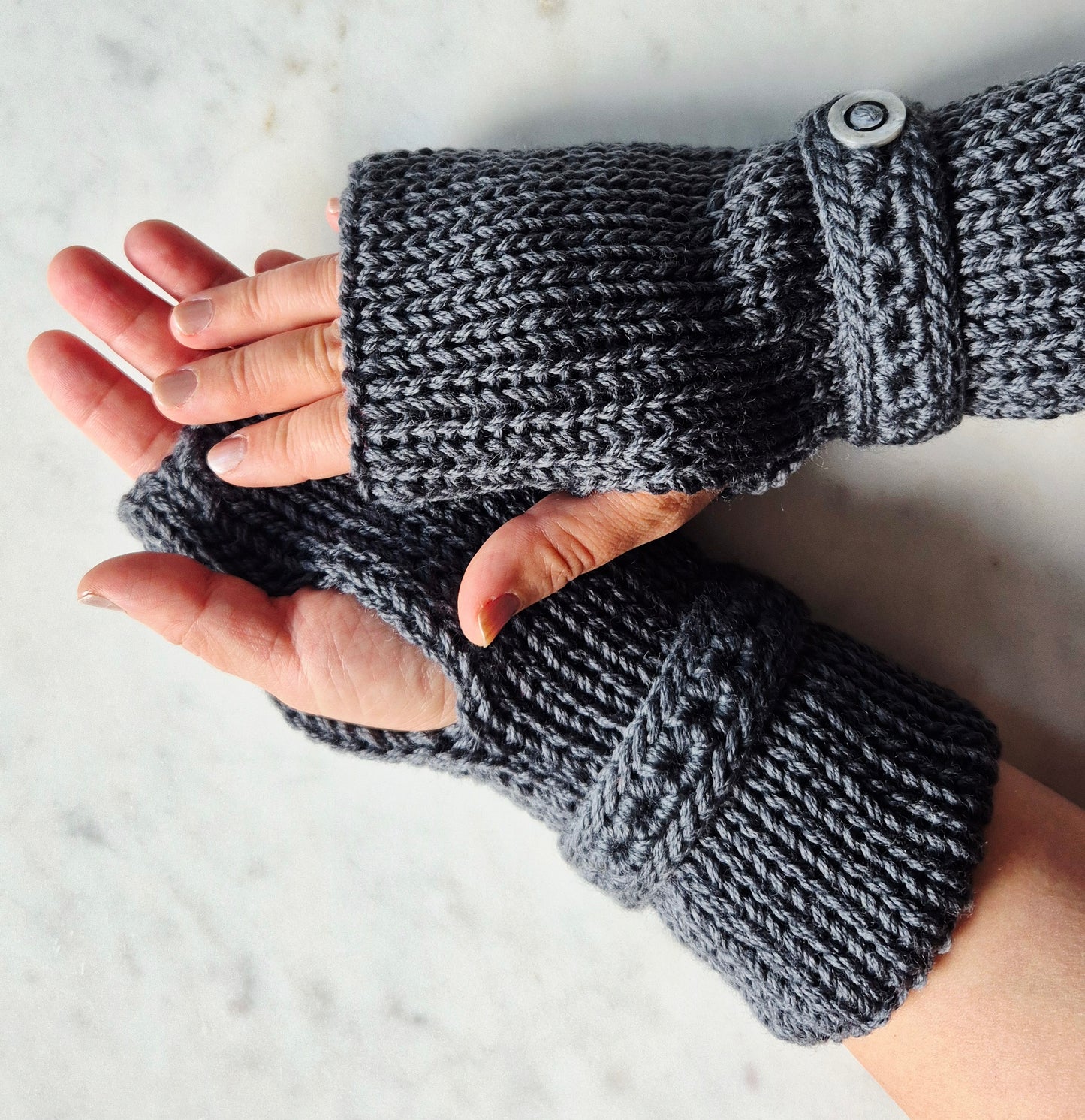 fingerless gloves light dark grey
